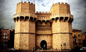 Ворота Серранос, Валенсия